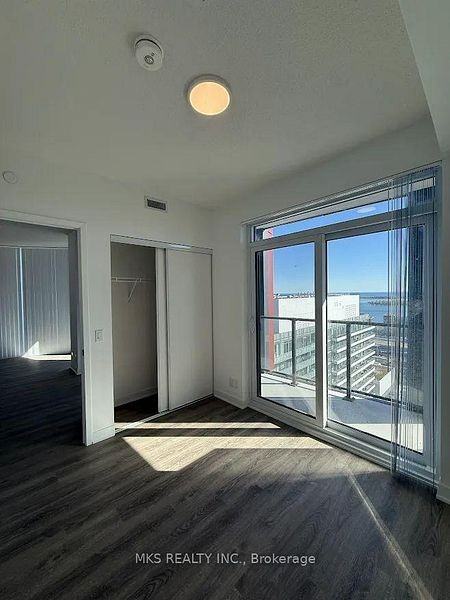 180 Front Street East #3906 - Photo 7 of 26