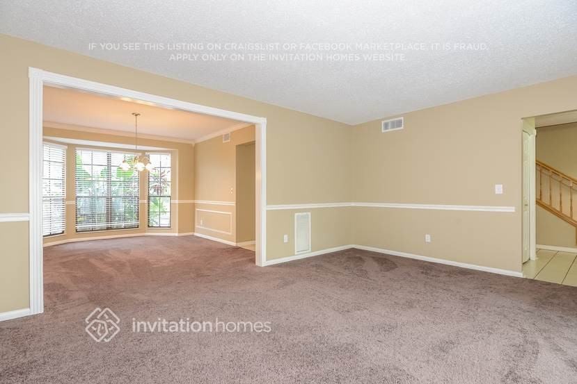 16501 W Course Dr - Photo 6 of 27