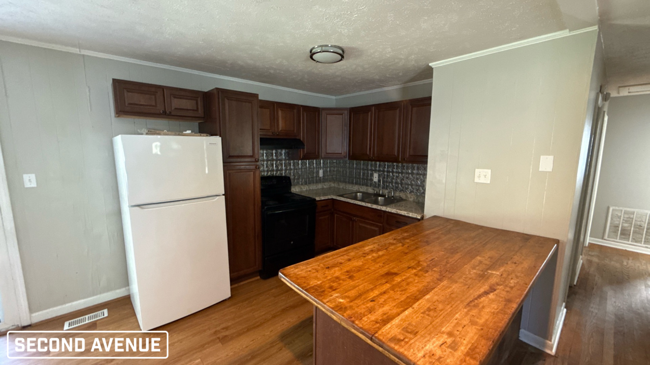 3223 Periwinkle Dr - Photo 5 of 16