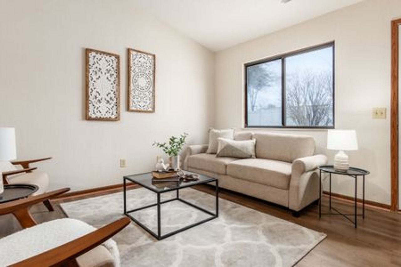 Southampton Apartments - Photo 3 of 50
