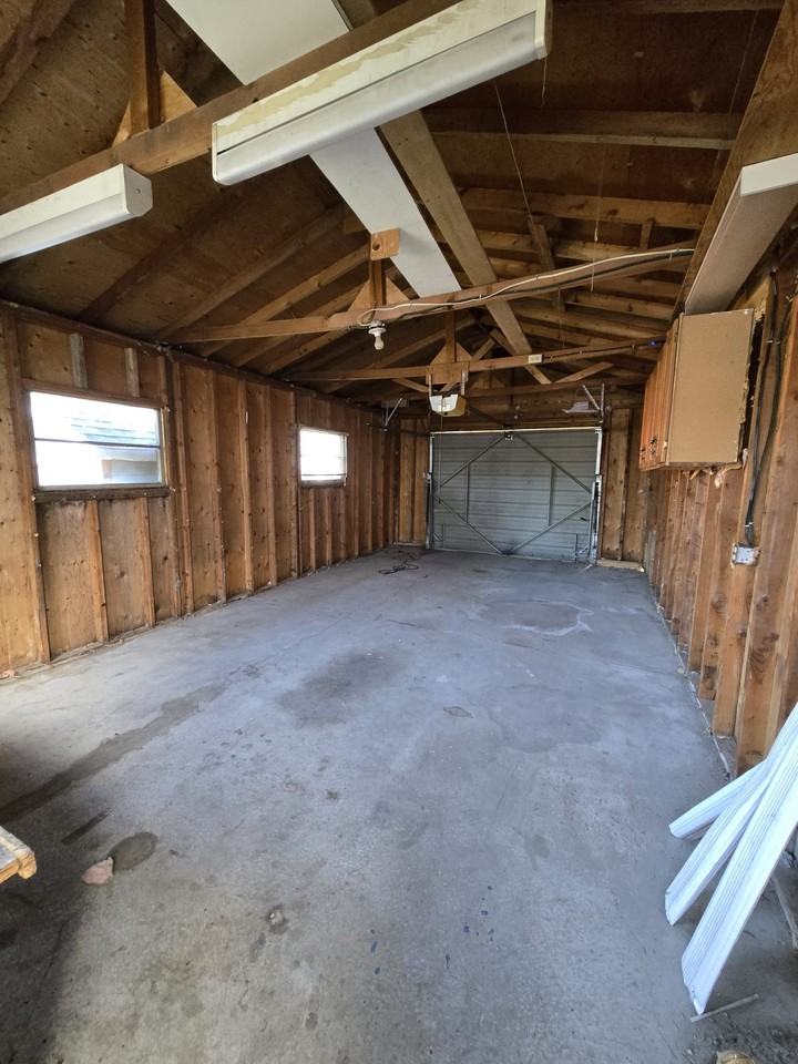 1440 16 St Ne - Photo 4 of 23