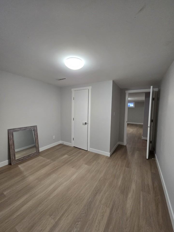 1440 16 St Ne - Photo 6 of 23