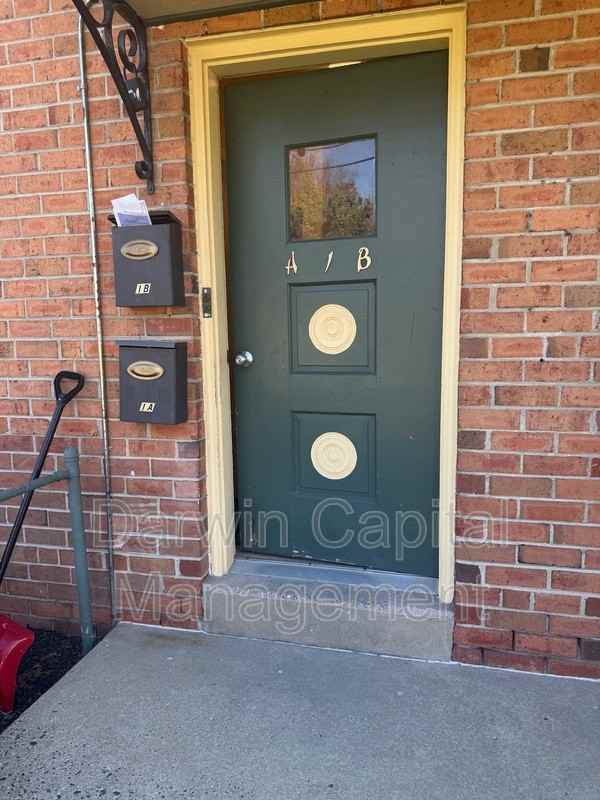 500 Kendall Blvd - Photo 2 of 12
