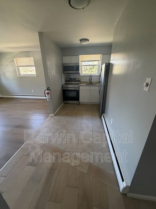 500 Kendall Blvd - Photo 5 of 12