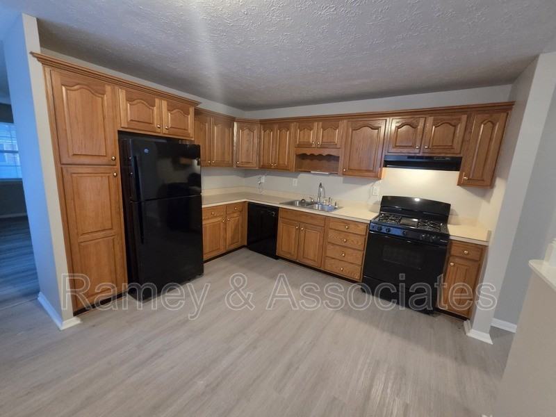 11003 Altsheler Pl - Photo 6 of 13