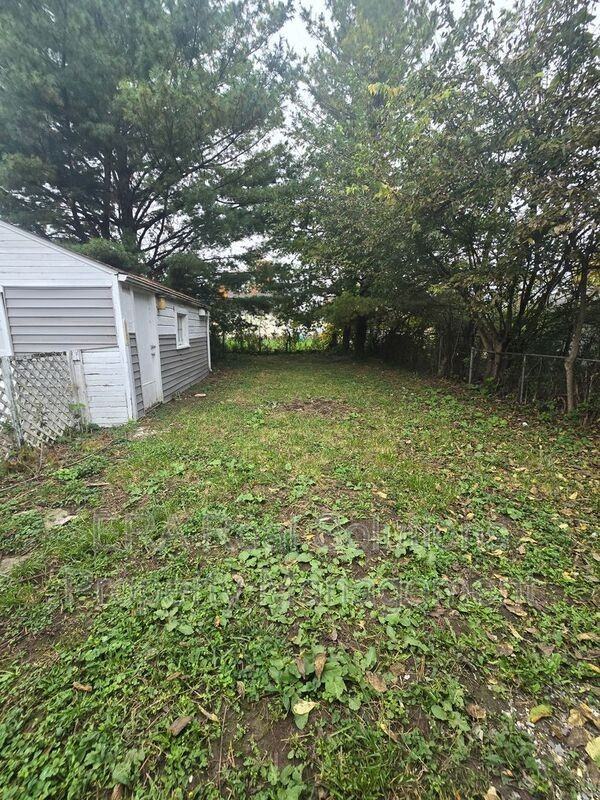 2185 Homestead Dr - Photo 5 of 20