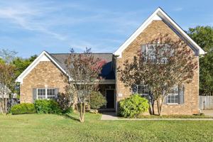 featured image of 1811 Potters Ct