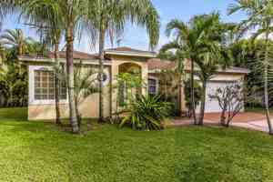 featured image of 4517 Nw 6th Ct