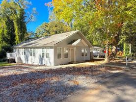 1011 S Weldon St - Photo 1 of 1