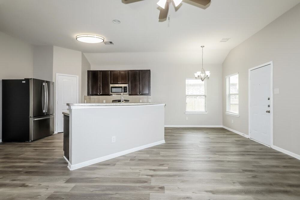3285 Waukegan Rd - Photo 4 of 16