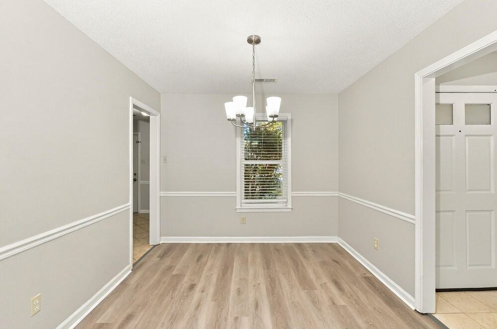 7439 Overcreek Ln - Photo 7 of 16