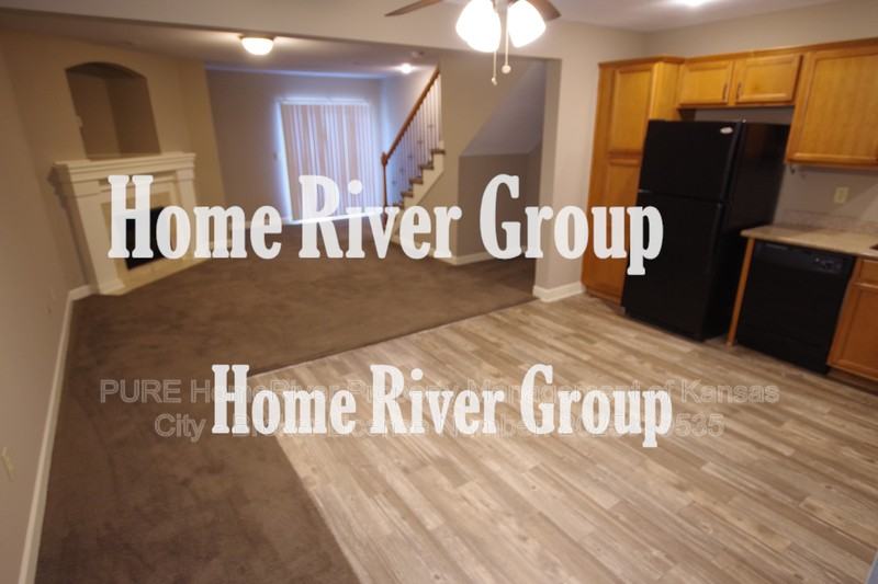 13660 Oak Valley Dr - Photo 3 of 15
