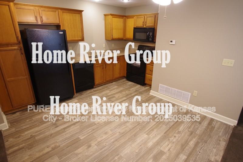 13660 Oak Valley Dr - Photo 4 of 15