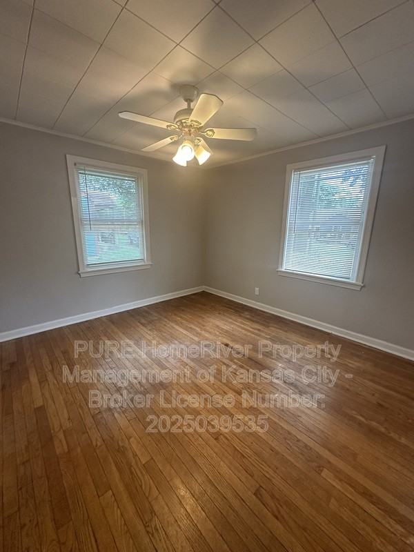 7610 E 49th St - Photo 3 of 21