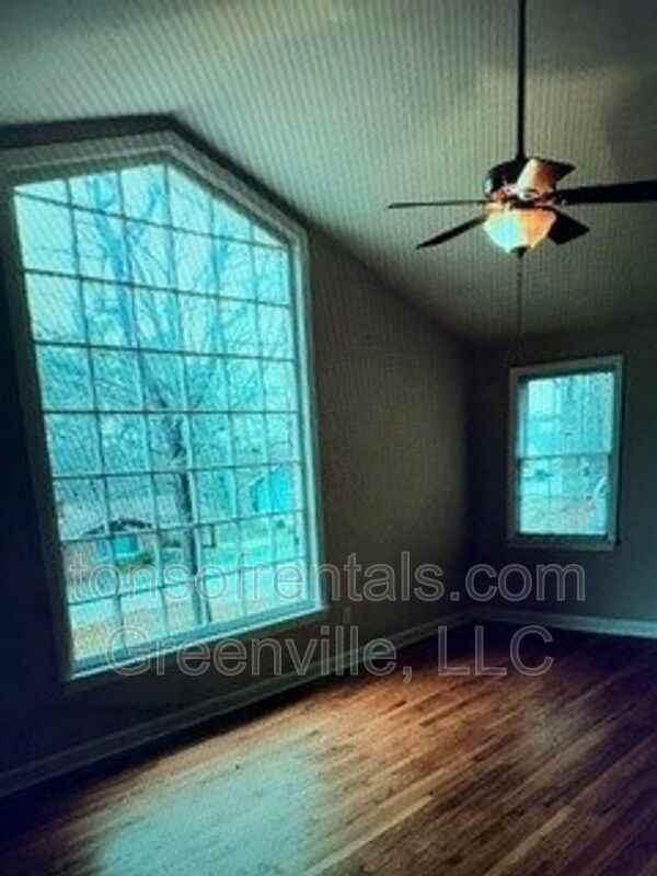27 Altacrest Dr - Photo 3 of 8