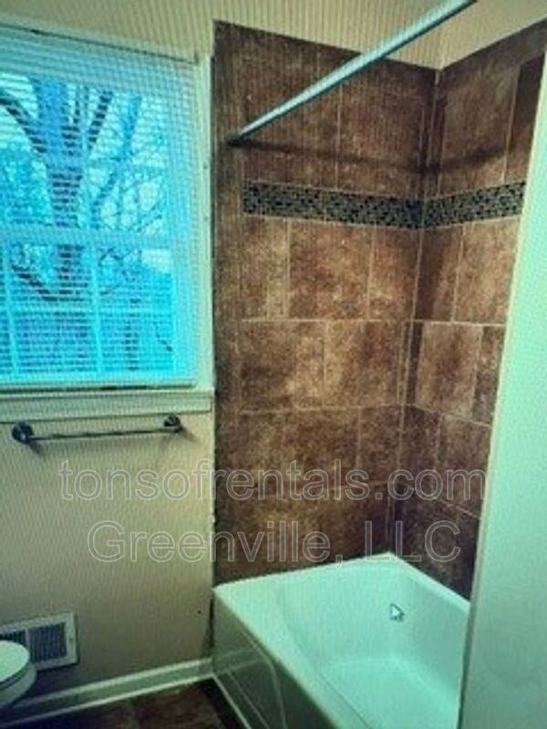 27 Altacrest Dr - Photo 5 of 8
