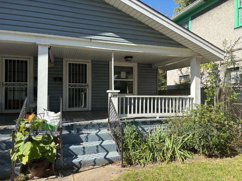 360 S Grand Ave - Photo 4 of 17
