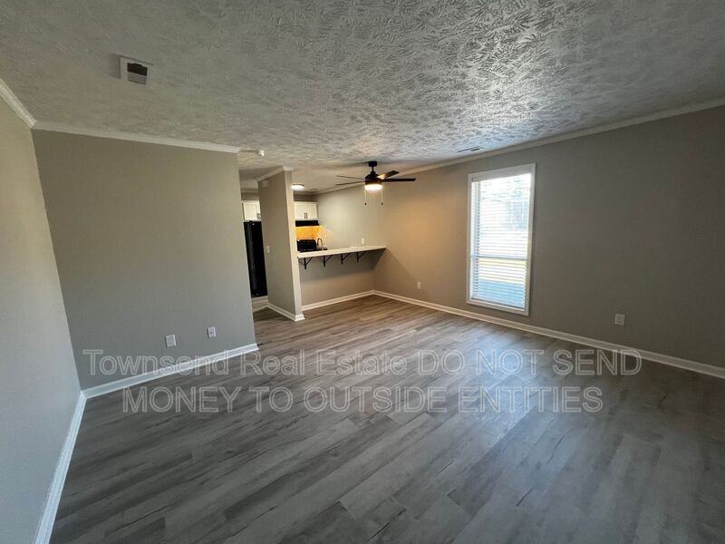 5858 - Photo 2 of 24