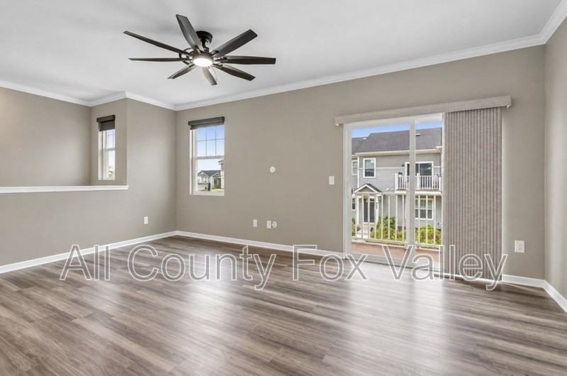 504 Comstock Rd - Photo 3 of 15