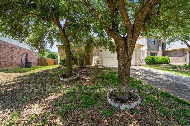 10936 Furrow Hill Dr - Photo 2 of 33