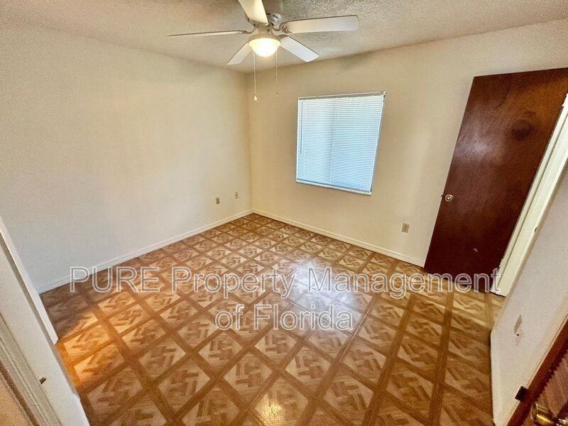 3002 Seterrace #B - Photo 5 of 14