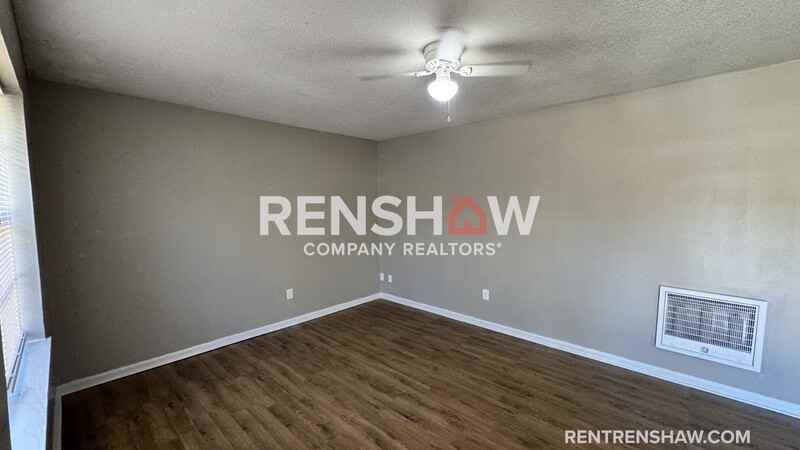 19 Navy Cir - Photo 2 of 15