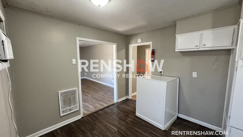 19 Navy Cir - Photo 6 of 15
