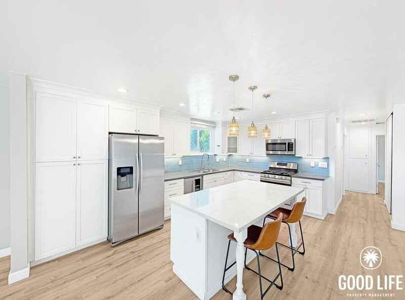 7017 Ballinger Ave - Photo 6 of 24