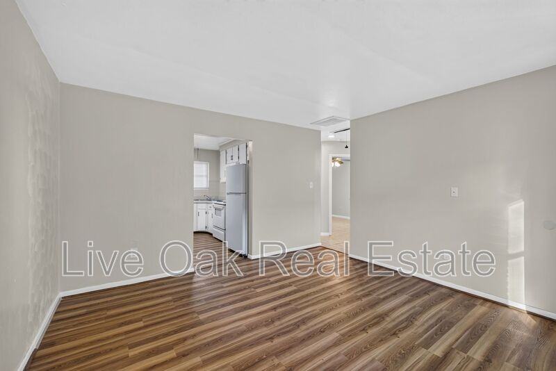 110 S Corwood Ave - Photo 6 of 22