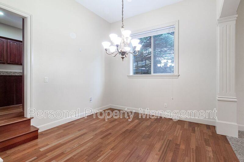 4164 Forest View Dr - Photo 7 of 30