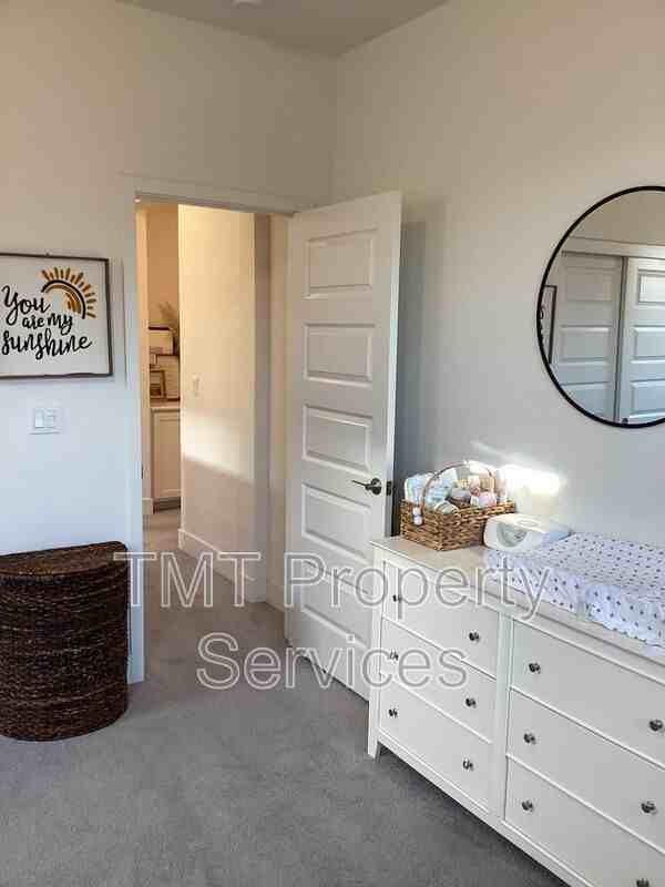 3759 Po River Way - Photo 5 of 39