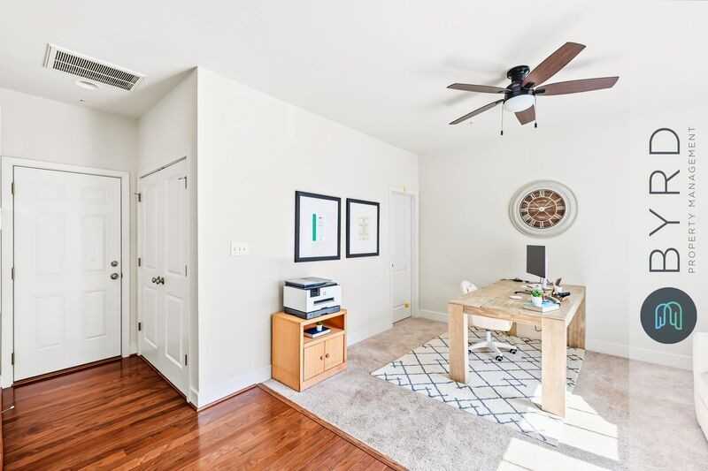 5402 Libbie Mill West Blvd - Photo 4 of 39