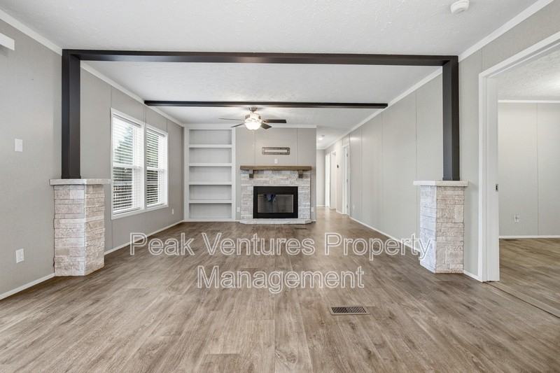 181 Youngs Dr - Photo 3 of 14