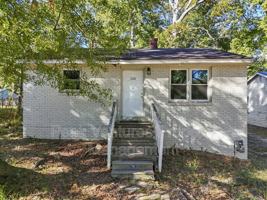 featured image of 135 Westover Dr