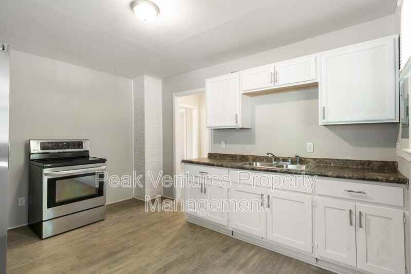 135 Westover Dr - Photo 5 of 15