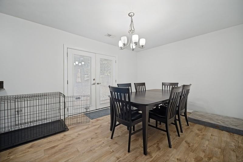 2916 Dante Pl - Photo 4 of 36