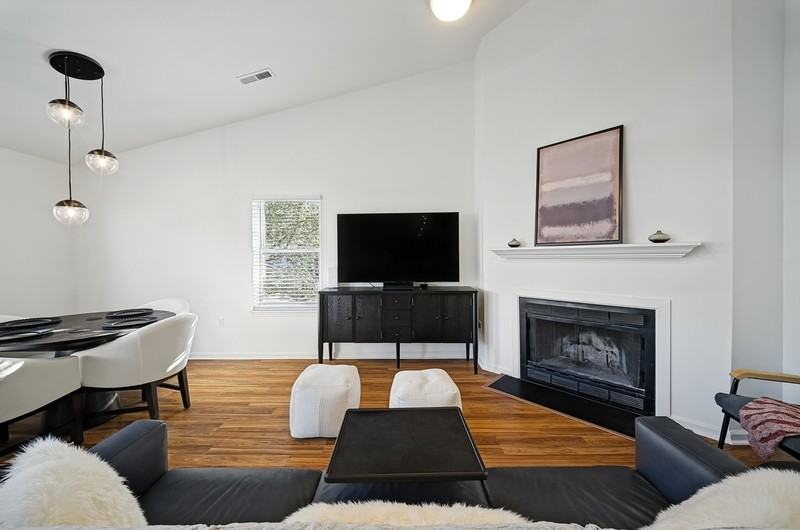 103 Westover Ave #301 - Photo 7 of 21