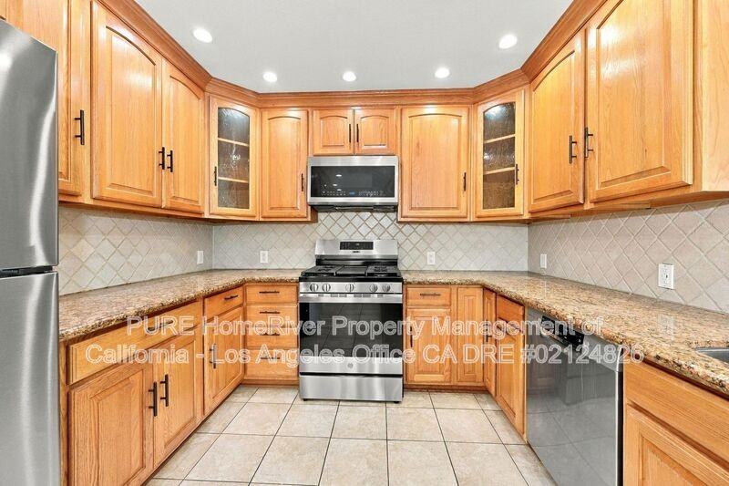 1554 W 214th St - Photo 3 of 18