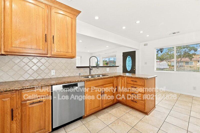 1554 W 214th St - Photo 4 of 18