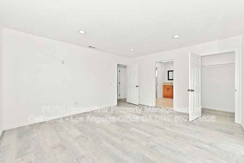1554 W 214th St - Photo 5 of 18