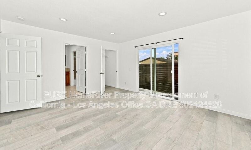 1554 W 214th St - Photo 6 of 18
