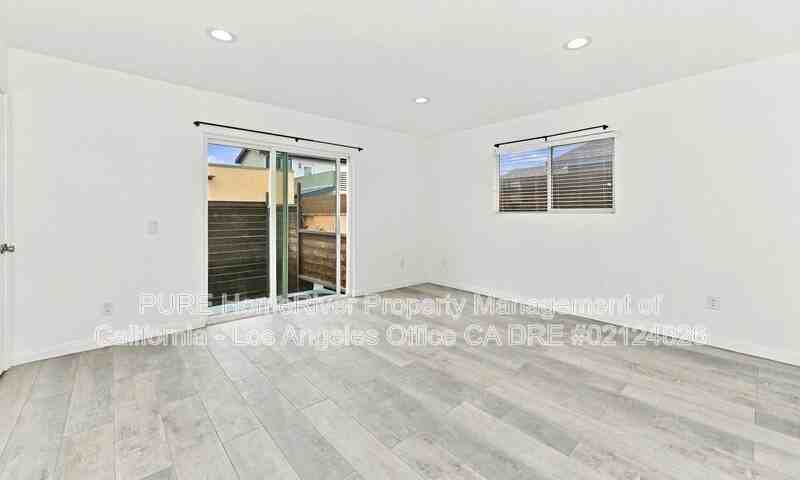 1554 W 214th St - Photo 7 of 18
