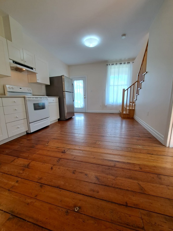 92 Oxbow Road - Photo 4 of 13