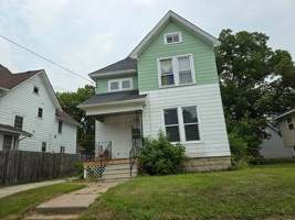 featured image of 826 Wright St