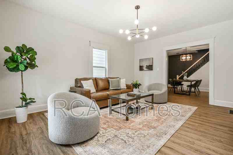 2940 Highland Pl - Photo 2 of 22