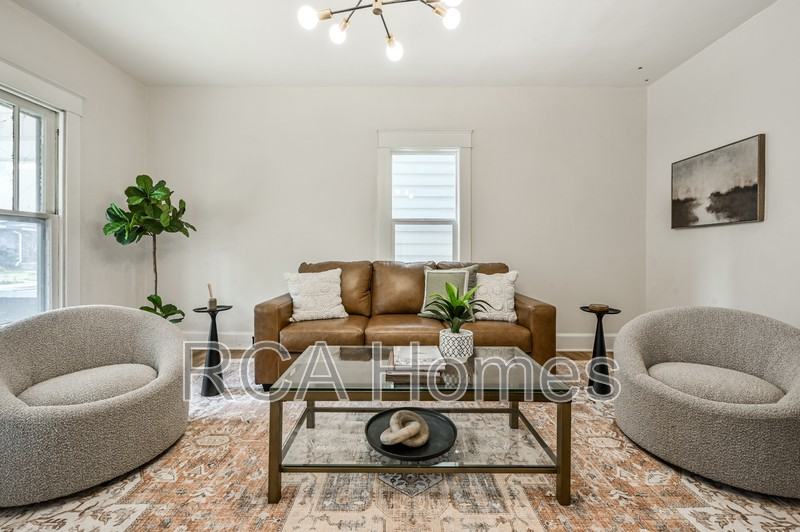 2940 Highland Pl - Photo 3 of 22