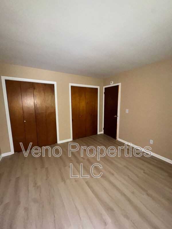 37 Simmons Ave - Photo 5 of 7