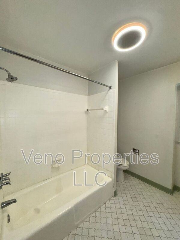 37 Simmons Ave - Photo 7 of 7