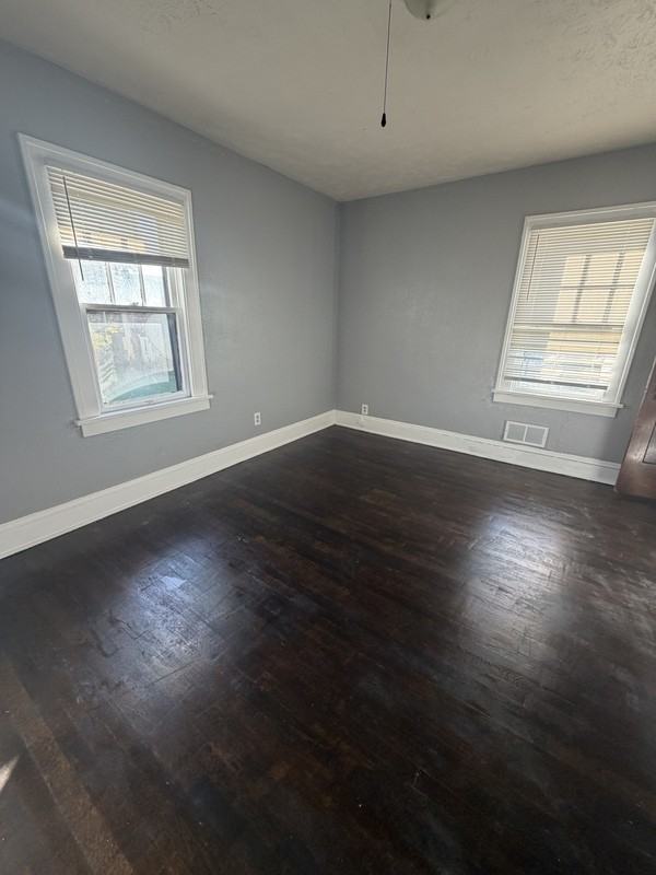 3433 Silsby Rd - Photo 7 of 9