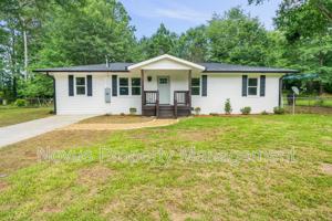 featured image of 320 Adamson Ave